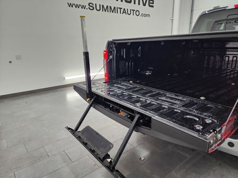 Used 2022 Ford F250 Lariat w/ Tremor Off-Road Package image 34