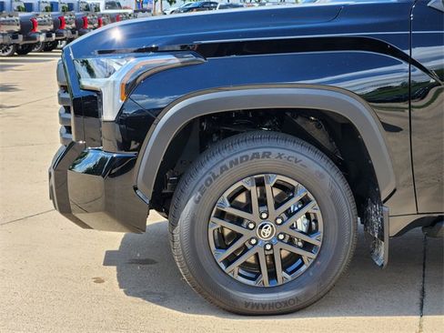 New 2025 Toyota Tundra SR5 image 5