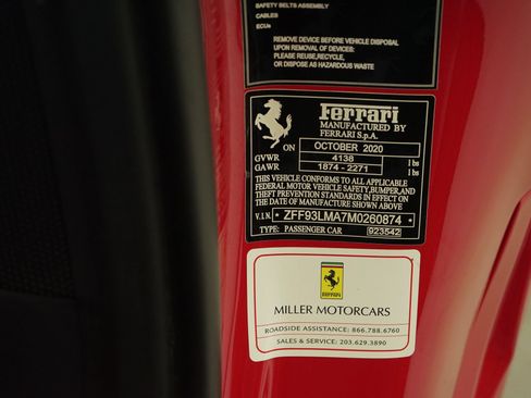 Used 2021 Ferrari F8 Tributo RWD image 27
