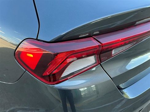 Used 2021 Kia K5 LXS FWD image 19