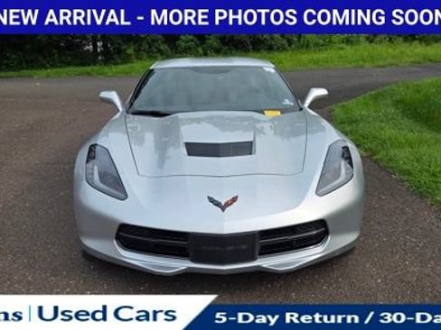 Used 2019 Chevrolet Corvette Stingray Coupe w/ Battery Protection Package RWD image 2
