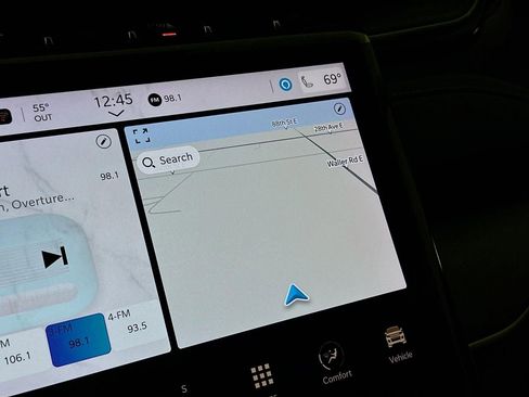 Used 2023 Jeep Grand Cherokee 4WD 4xe image 47