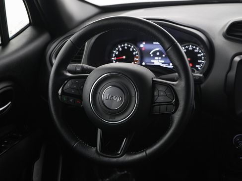 Used 2021 Jeep Renegade Latitude AWD/4WD image 14