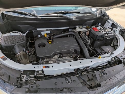 Used 2025 Chevrolet Equinox LT w/ Convenience Package II image 28