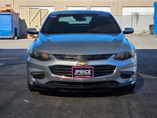 Used 2017 Chevrolet Malibu Premier w/ Premier Sun and Wheel Package video 2
