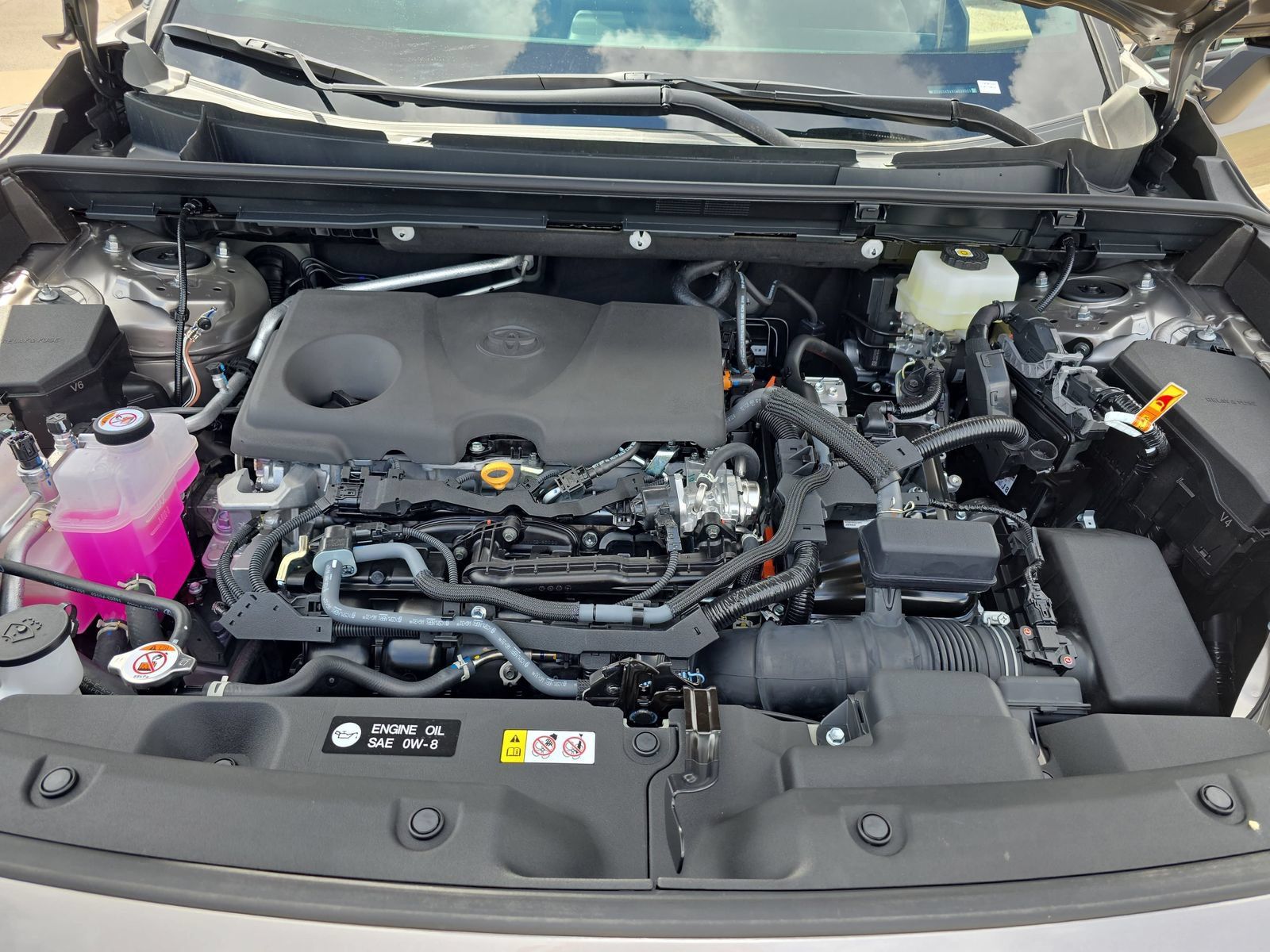 New 2026 Toyota RAV4 SE w/ Convenience Package FWD image 31