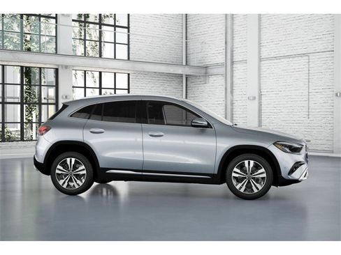 New 2026 Mercedes-Benz GLA 250 4MATIC image 15