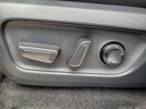 Used 2025 Toyota 4Runner TRD Off-Road Premium image 14