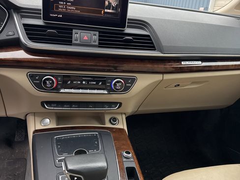 Used 2018 Audi Q5 2.0T Premium Plus w/ Premium Plus Package image 13