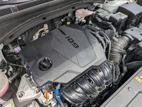 Used 2023 Hyundai Santa Fe SE image 13