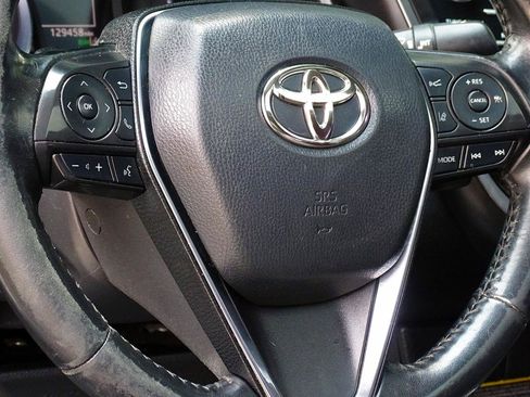 Used 2019 Toyota Camry SE w/ Audio Package FWD image 20