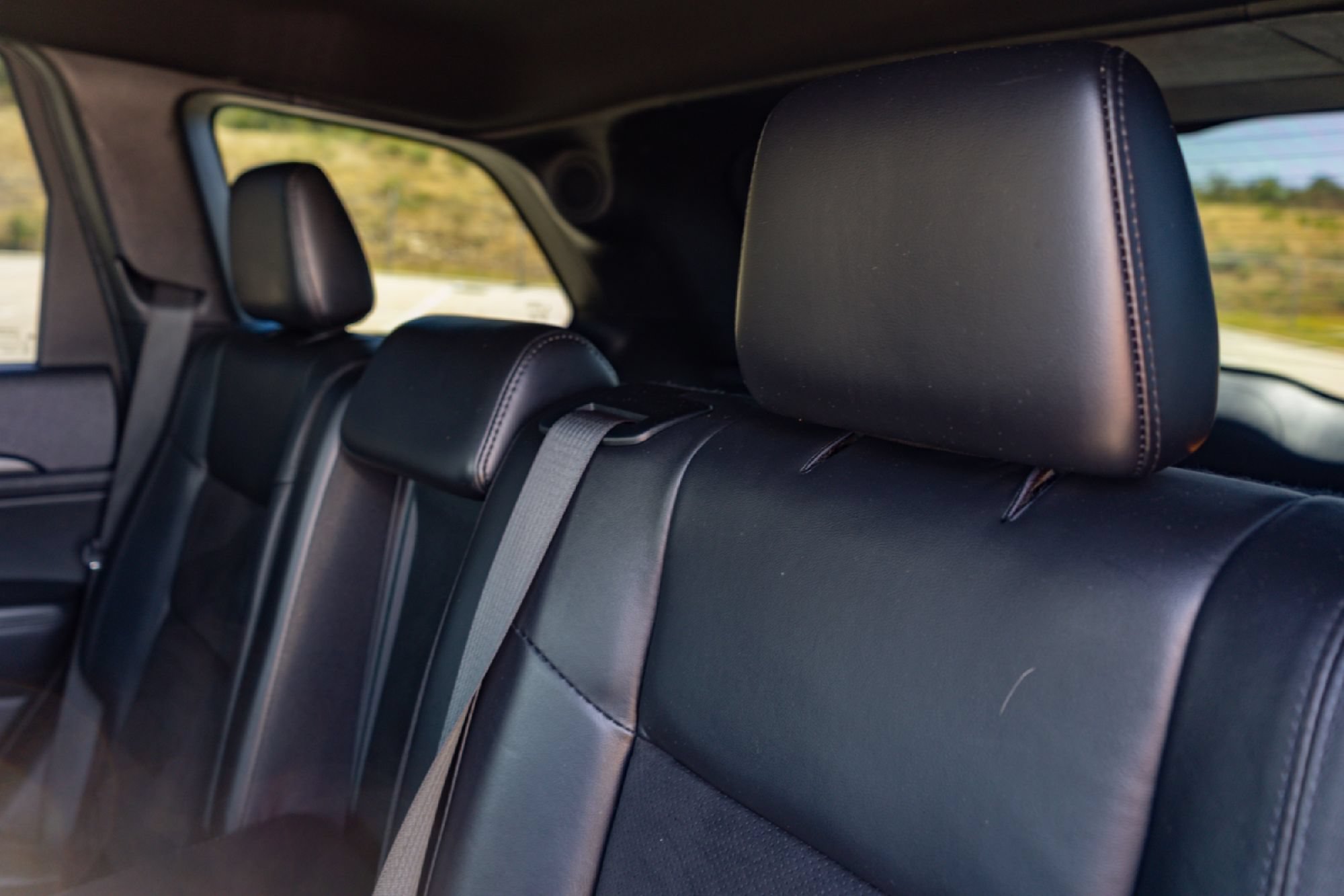 Used 2019 Jeep Grand Cherokee Altitude RWD image 23