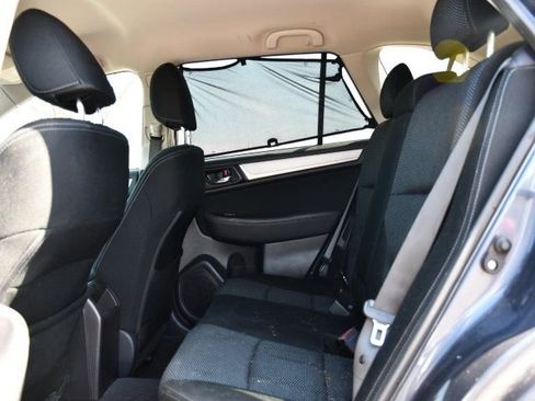 Used 2017 Subaru Outback 2.5i Premium image 13
