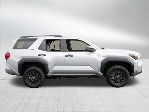 Certified 2025 Toyota 4Runner SR5 image 8
