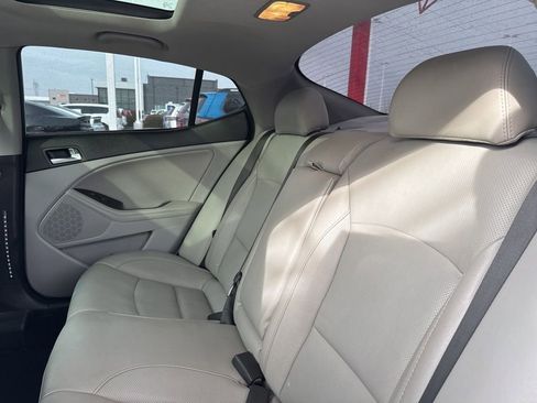 Used 2015 Kia Optima EX w/ EX Premium Package image 28