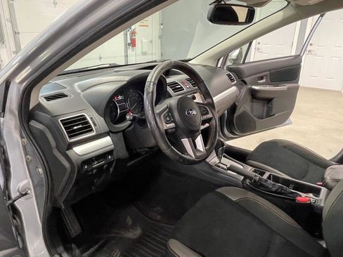 Used 2016 Subaru Crosstrek 2.0i Premium AWD/4WD image 9