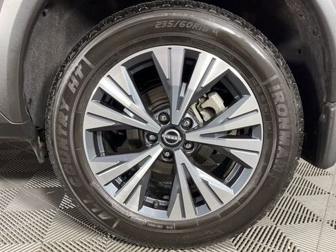 Used 2023 Nissan Rogue SV image 13