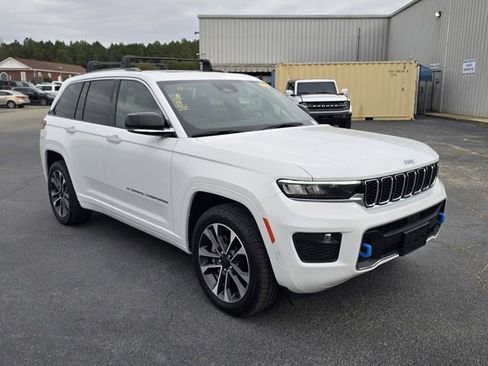 Used 2022 Jeep Grand Cherokee Overland image 5