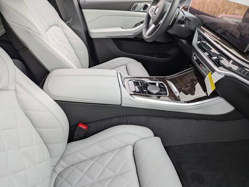 New 2026 BMW X5 xDrive40i w/ M Sport Package AWD/4WD image 58