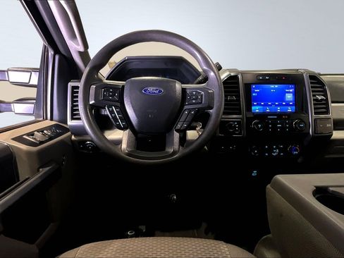 Used 2022 Ford F250 XLT image 9