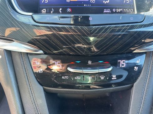 Used 2020 Cadillac XT6 Premium Luxury image 28