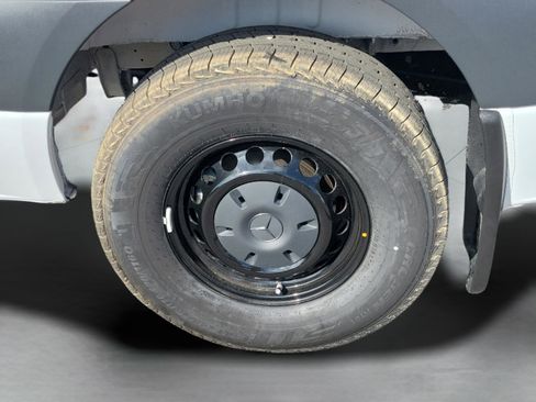 New 2025 Mercedes-Benz Sprinter 2500 image 6