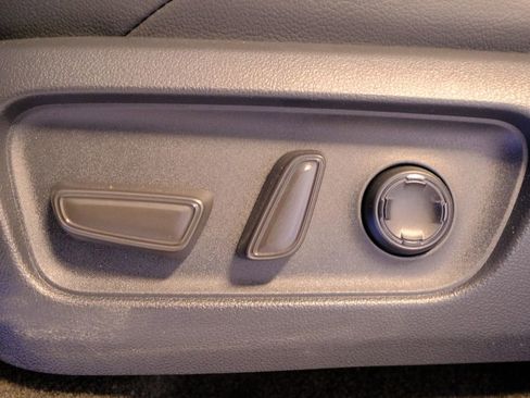 Used 2025 Toyota 4Runner TRD Off-Road Premium w/ Tow Technology Package image 38