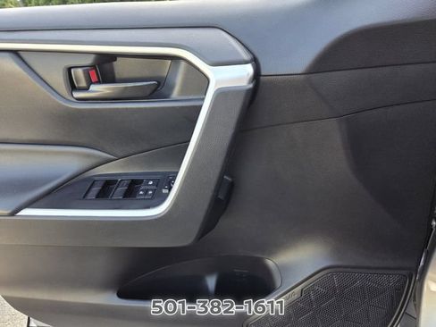 Used 2022 Toyota RAV4 LE FWD image 28