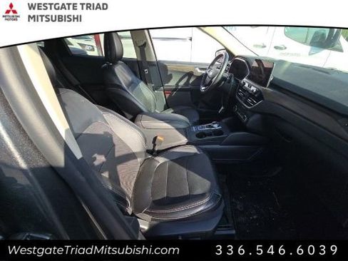 Used 2020 Ford Escape Titanium image 8