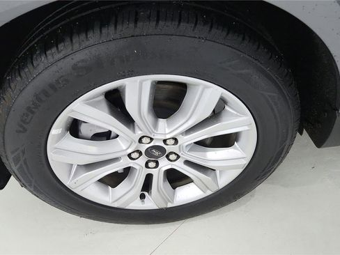 Used 2024 Ford Edge Titanium AWD/4WD image 17