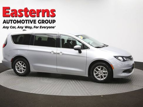 Used 2023 Chrysler Voyager LX FWD image 47
