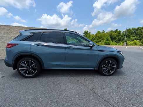 Used 2024 INFINITI QX50 Sport FWD image 4