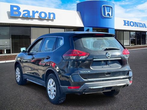 Used 2019 Nissan Rogue S AWD/4WD image 4