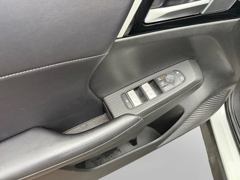 Used 2024 Mitsubishi Outlander SE AWD/4WD image 14