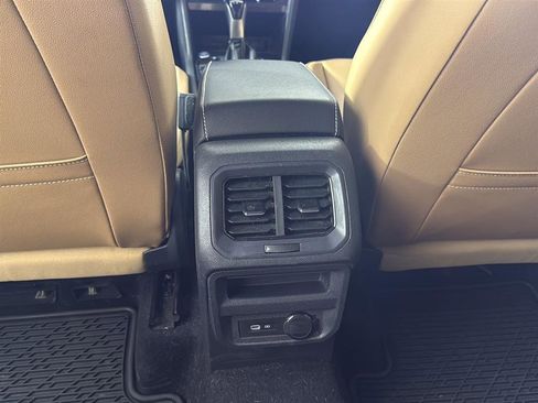 Certified 2022 Volkswagen Tiguan SE AWD/4WD image 7