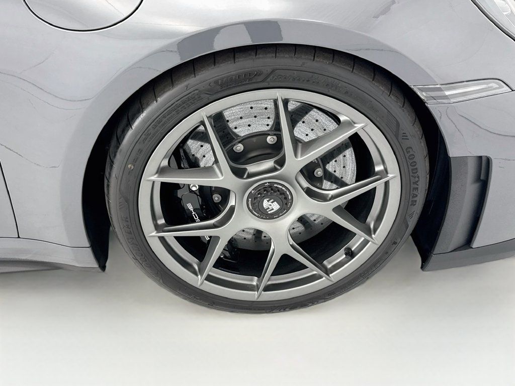 Certified 2026 Porsche 911 GT3 RWD image 29