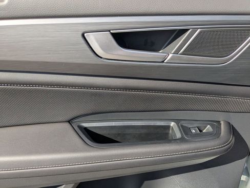 Used 2025 Volkswagen Atlas Cross Sport SE image 23