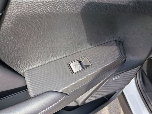 New 2026 Mitsubishi Outlander SE image 25