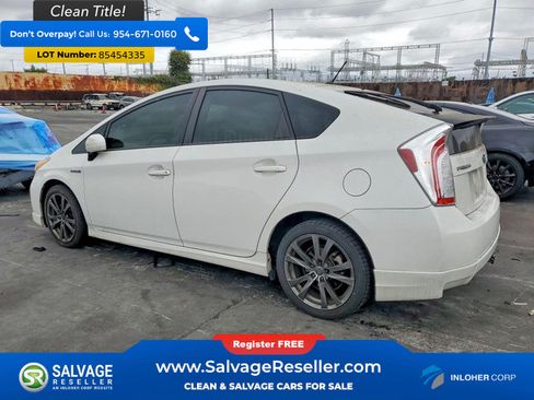 Used 2013 Toyota Prius Two FWD image 3
