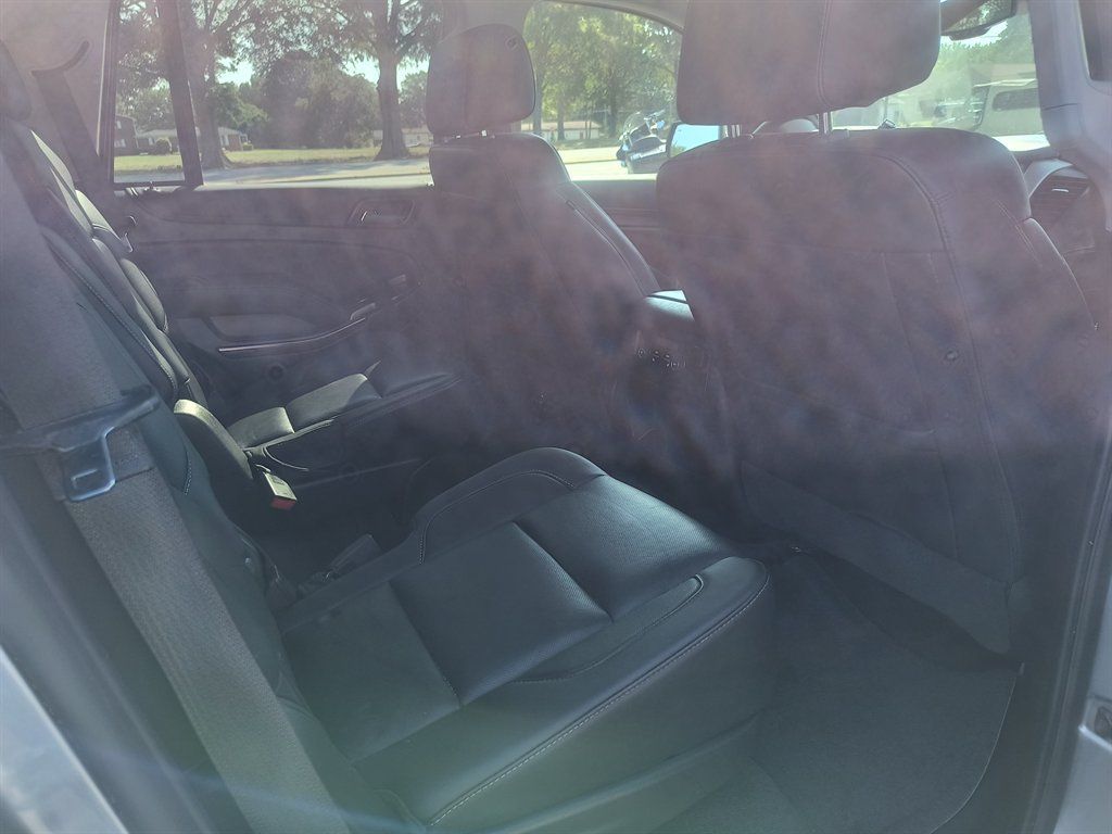 Used 2020 GMC Yukon SLT AWD/4WD image 25