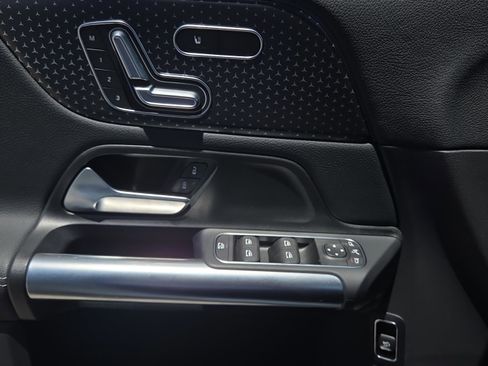 Certified 2026 Mercedes-Benz GLA 250 image 34