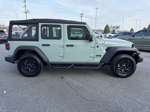 Used 2023 Jeep Wrangler Sport image 8