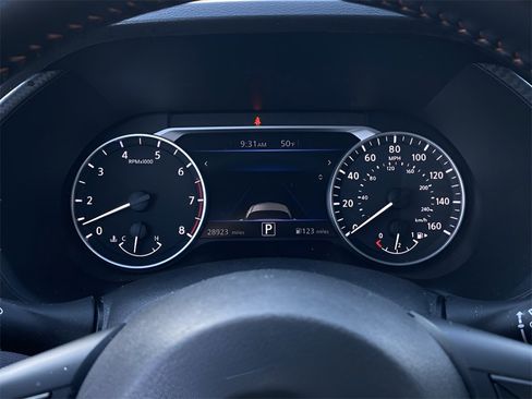 Used 2023 Nissan Sentra SR w/ Midnight Edition Package image 10