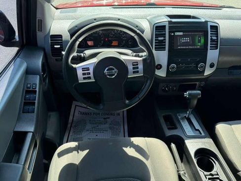Used 2014 Nissan Xterra X AWD/4WD image 4