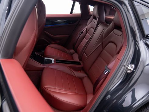 New 2026 Porsche Panamera 4 image 15
