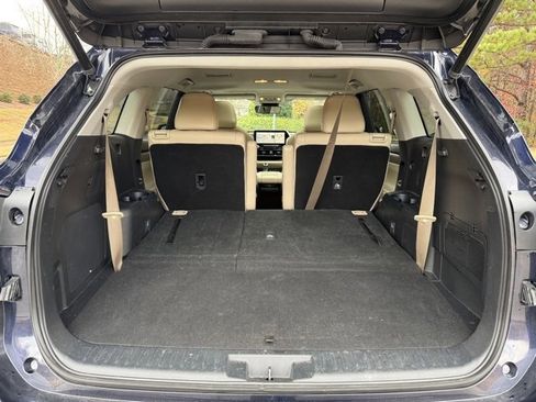 Used 2022 Toyota Highlander Limited image 32