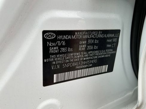 Used 2017 Hyundai Elantra Limited image 47