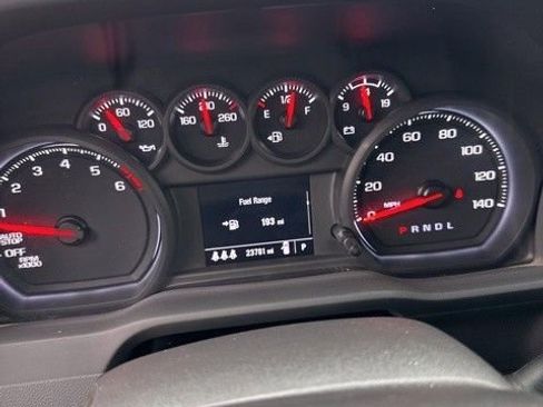 Used 2024 Chevrolet Silverado 1500 Custom Trail Boss w/ LPO, Dark Essentials Package image 9