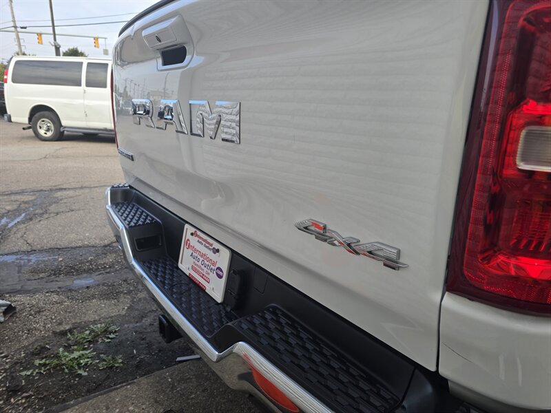 Used 2026 RAM 1500 Laramie AWD/4WD image 37