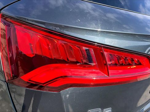 Used 2018 Audi Q5 Prestige image 28